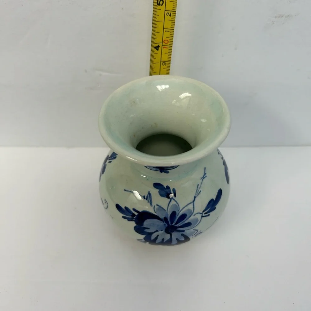 Vintage Delft Blue & White Flower Bud Vase Hand Painted Blauw Floral Ceramics